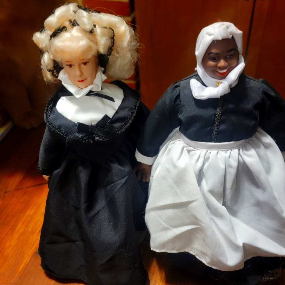 New with tags Gone with the wind collector dolls